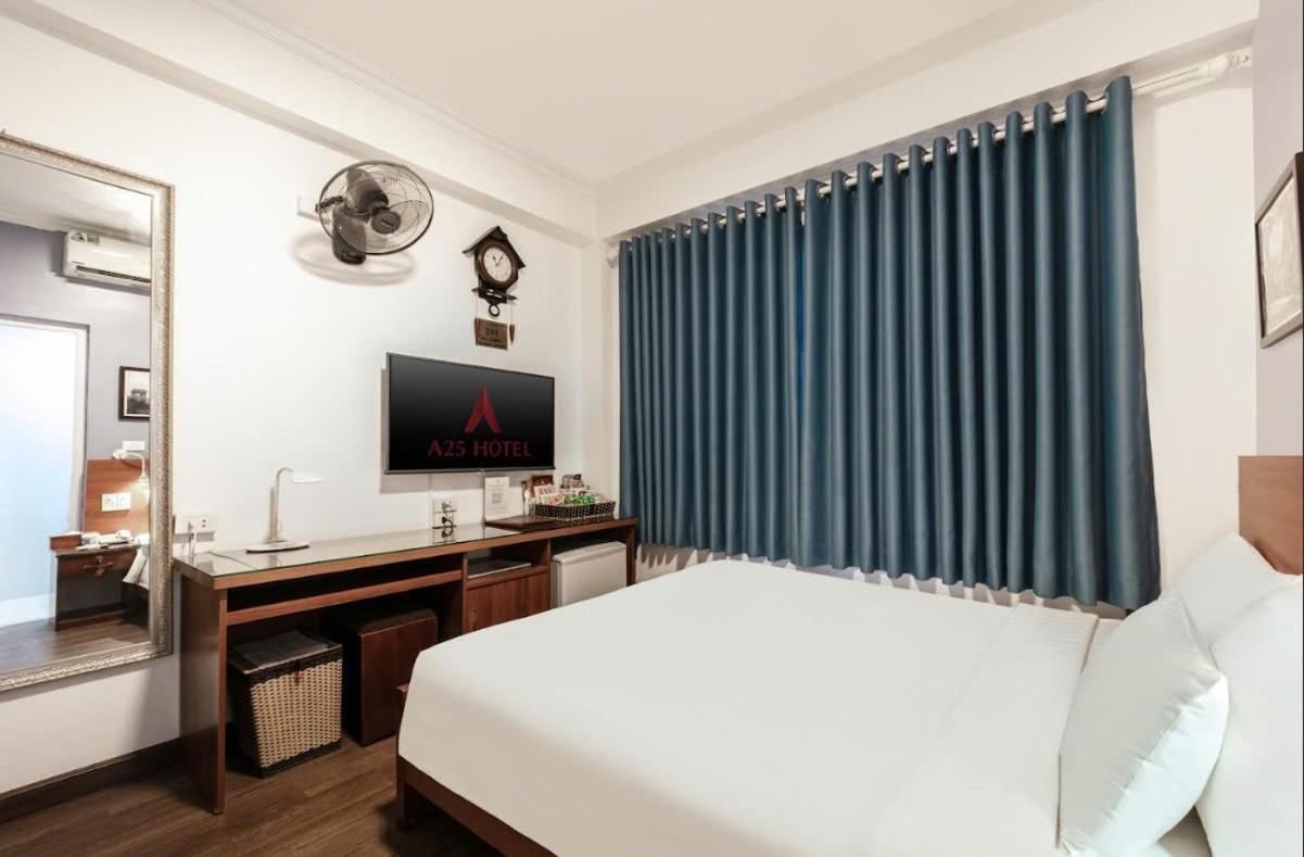 A25 Hotel - Doi Can 2 Ханой Екстер'єр фото